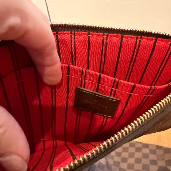 Louis Vuitton Neverfull GM in Damier Ebene - Picture 5 of 14